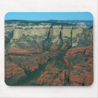 Alfombrilla De Ratón Capas de rocas rojas en Sedona Arizona