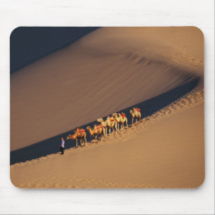 Alfombrilla De Ratón Caravana de camellos en el desierto, Dunhuang, Gan