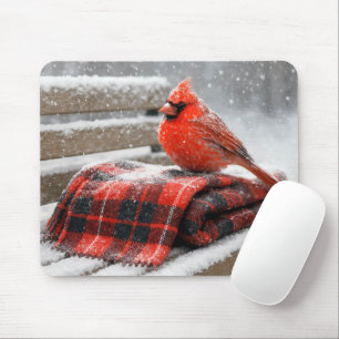 Alfombrilla De Ratón Cardenal rojo sobre una manta de cuadros nevada
