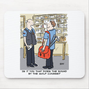 Alfombrilla De Ratón Caricatura de cartero golfista que ama el golf