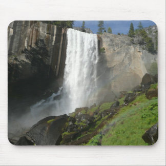 Alfombrilla De Ratón Cascada Vernal I en el Parque Nacional Yosemite