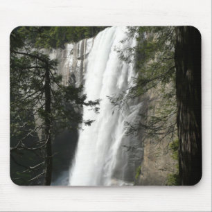 Alfombrilla De Ratón Cascada Vernal III en el Parque Nacional Yosemite