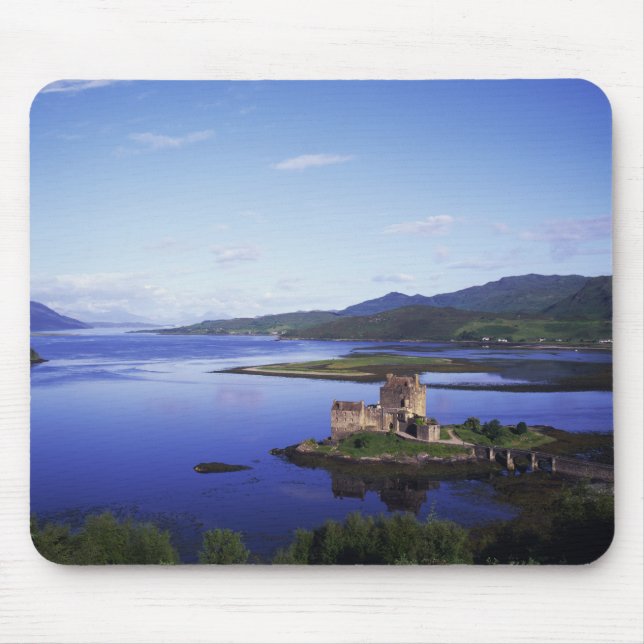 Alfombrilla De Ratón Castillo de Eilean Donan, Dornie, montañas, (Frente)