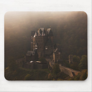 Alfombrilla De Ratón Castillo de Eltz del Burg en la niebla de la