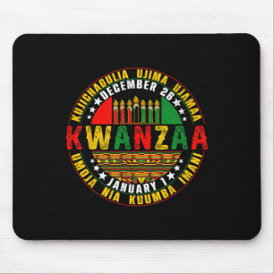 Alfombrilla De Ratón Celebrando el Panorama de las Velas de Kwanzaa Kin