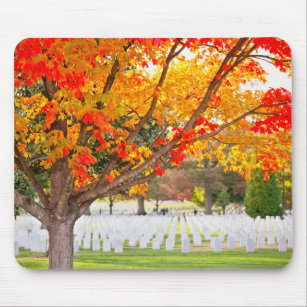 Alfombrilla De Ratón Cementerio Nacional de Arlington en otoño