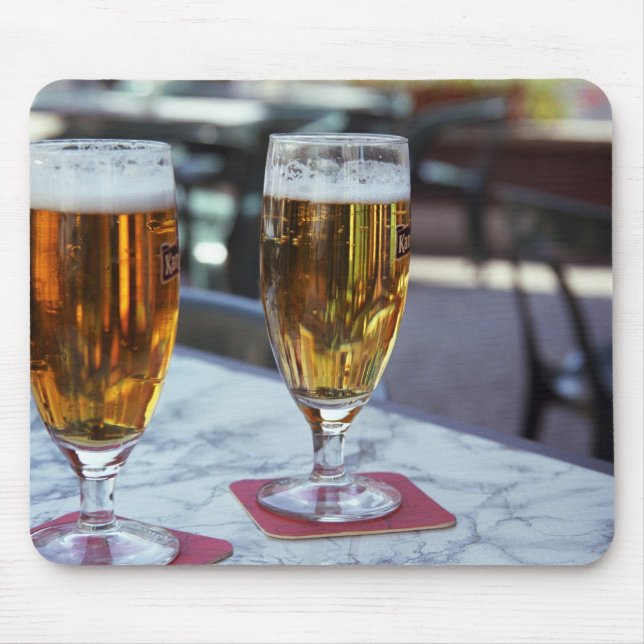 Alfombrilla De Ratón Chablis; dos cervezas frescas en verano caliente d (Frente)