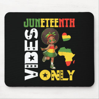 Alfombrilla De Ratón Chica afroamericana bailando vibraciones de Junete