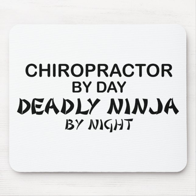 Alfombrilla De Ratón Chiropractor Ninja mortal por noche (Frente)