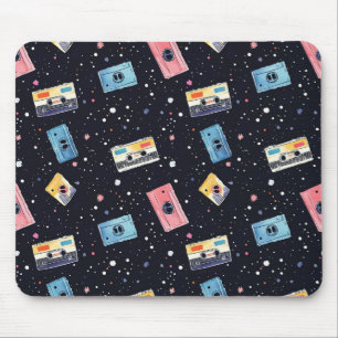 Alfombrilla De Ratón Cintas de cassette retro en espacio cósmico