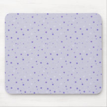 Ciruela azucarada sobre morado