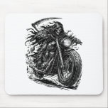 Alfombrilla De Ratón Cloaked Reaper Chopper Rider<br><div class="desc">A dark and powerful illustration featuring the Grim Reaper riding a rugged vintage motorcycle. With a flowing cloak and towering scythe,  the skeletal rider speeds forward like a ghost of the open road.</div>