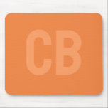 Alfombrilla De Ratón Color de tendencia Mousepad de mandarina fresca<br><div class="desc">Presentamos el color primaveral de moda: Tangerina fresca. Mousepad moderno y elegante con personalizable monograma de dos letras en letra minimalista. Su diseño, sencillo y limpio, en un color sólido, ofrece un encanto atemporal y clásico. Explore nuestros colores de tendencia primaveral para obtener más productos del mismo color o descubra...</div>