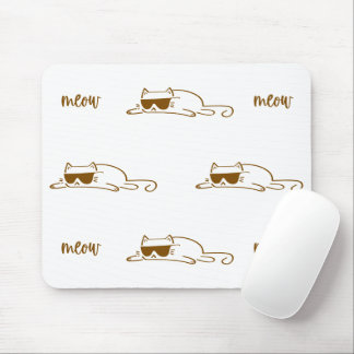 Alfombrilla De Ratón Cool Brown Cat with Sunglasses on White Background
