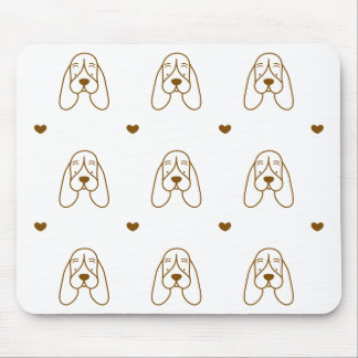 Alfombrilla De Ratón Cute Brown and White Basset Hound Heart Pattern