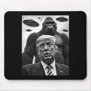 Alfombrilla De Ratón Cute Trump Bigfoot Selfie Con Ovnis Extraño Fu Ali