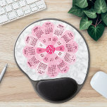 Alfombrilla De Ratón De Gel Flor rosa Boho redondeada única del calendario 202<br><div class="desc">Siga la fecha en 2024 con este hermoso calendario mousepad. Este diseño único forma la forma de una flor, con los meses del calendario en círculo sobre sus pétalos. Tiene un aspecto retro hippie / bohemio, con un fondo de mármol. Los colores son rosa, blanco y gris. Personalizar / personalización...</div>