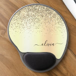 Alfombrilla De Ratón De Gel Purpurina de oro Monograma Metalizado Nombre de Gl<br><div class="desc">Purpurina De Espuma Metálica De Relieve metalizado Faux De Oro Cepillado Monograma Metalizado Mousepad (Almohadilla Del Ratón). Esto hace que el dulce perfecto cumpleaños 16, boda, ducha de novia, aniversario, ducha de bebé o fiesta de soltera sea regalo para alguien que ama el lujo glam y los estilos de moda....</div>