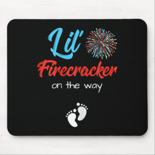 Alfombrilla De Ratón De Julio Embarazo Shirt Lil' Firecracker En La Wa
