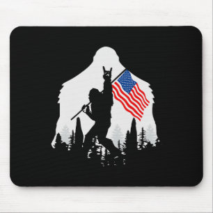 Alfombrilla De Ratón De Julio Shirt Bigfoot Sasquatch Bandera Estadouni