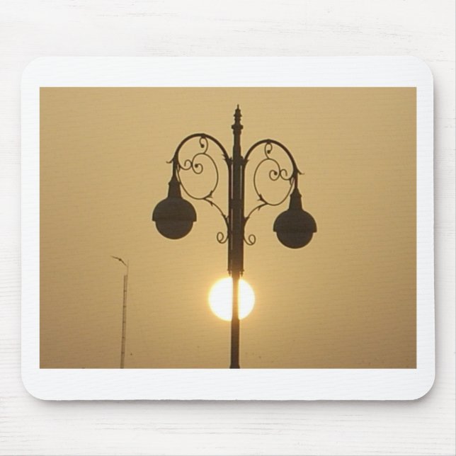 Alfombrilla De Ratón Diseño de arte luminoso de Sunset Street en Victor (Frente)