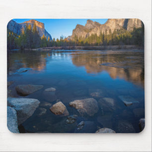 Alfombrilla De Ratón EE. UU., California. Vista del valle de Yosemite 2