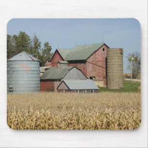 Alfombrilla De Ratón EE. UU., IOWA, Froelich: Granja antigua