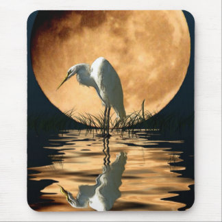 Alfombrilla De Ratón Egret & A Golden Moon