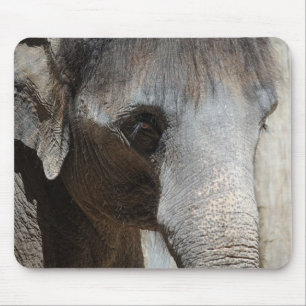 Alfombrilla De Ratón El elefante observa el mousepad