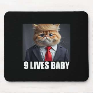 Alfombrilla De Ratón El gato Trump 9 vive una camiseta bebé.png