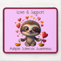 El lindo MS Baby Sloth rodeado de ♥️ s