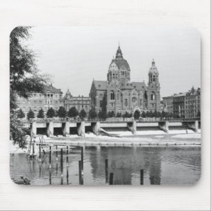 Alfombrilla De Ratón El río Isar en Munich, c.1910