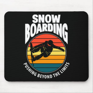 Alfombrilla De Ratón El Snowboard Empujando A Más De La Nieve Divertida