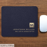 Alfombrilla De Ratón Elegante Logotipo inicial de oro de cuero azul de<br><div class="desc">Añada un toque de sofisticación a su espacio de trabajo con este elegante teclado de ratón de piel azul con un lujoso logo inicial dorado. Perfecto para pequeñas empresas o empresas que buscan elevar su marca, esta almohadilla de ratón está hecha de materiales de alta calidad y proporciona una superficie...</div>