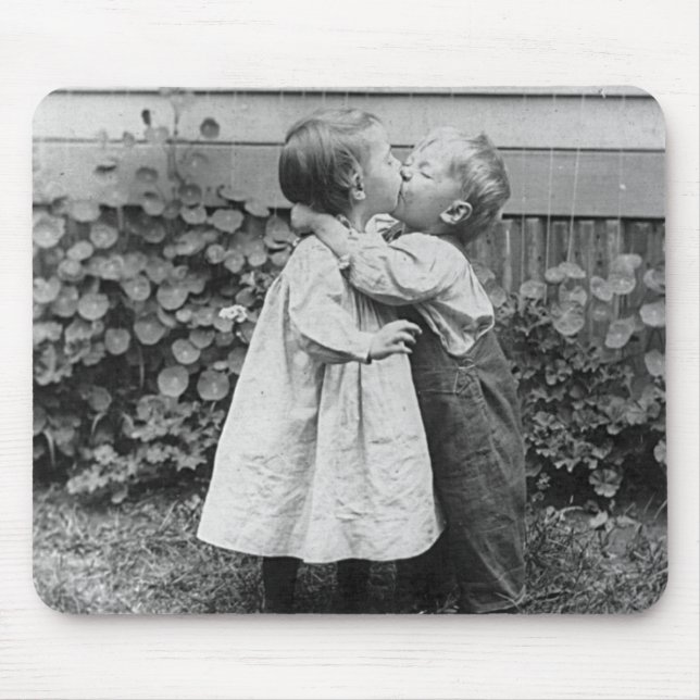 Alfombrilla De Ratón Ella recibe el centavo, él recibe el beso (Frente)