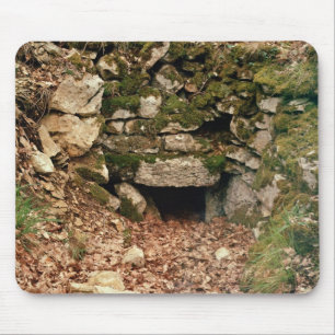 Alfombrilla De Ratón Entrada cubierta a un túmulo