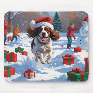 Alfombrilla De Ratón Escena festiva de Navidad con Brittany Spaniel en 