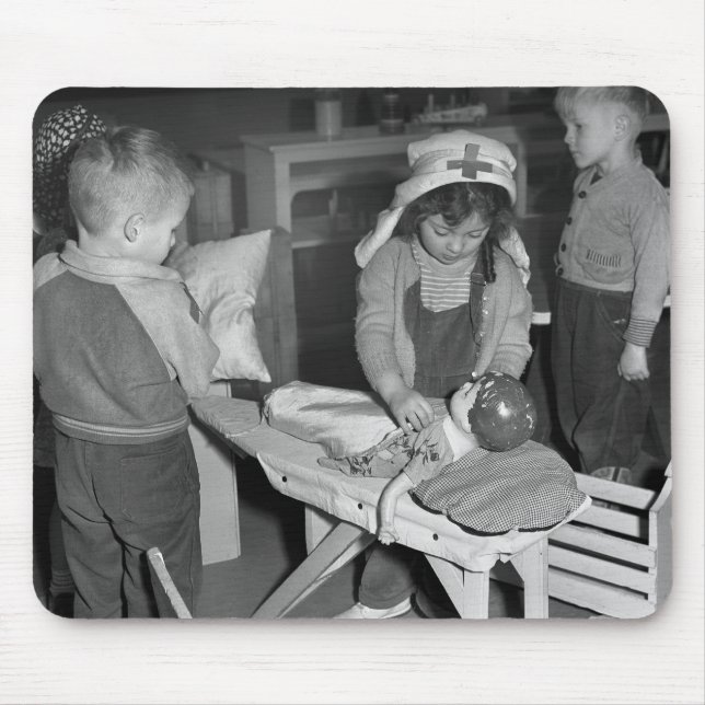 Alfombrilla De Ratón Escuela de enfermería: los años 40 (Frente)