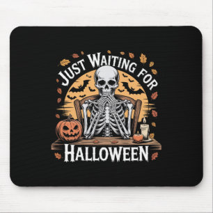 Alfombrilla De Ratón Esperando Por El Café De Esqueleto De Halloween