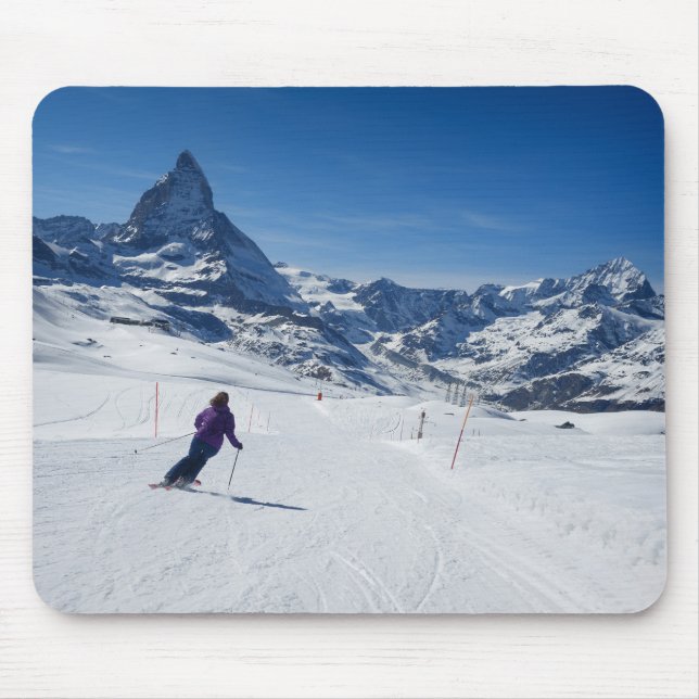 Alfombrilla De Ratón Esquiando con Mt. Cervino en Zermatt, Suiza (Frente)