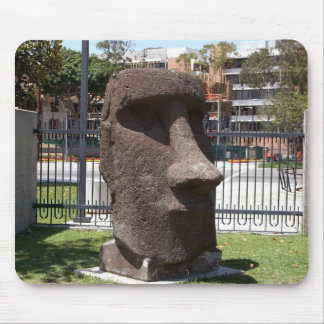 Alfombrilla De Ratón Estatua de Moai en el museo de la historia natural