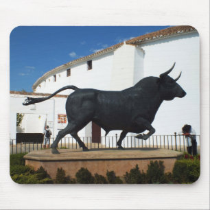 Alfombrilla De Ratón Estatua de un toro en Ronda, España