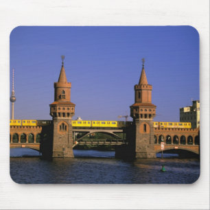 Alfombrilla De Ratón Europa, Alemania, Berlín. Kreuzberg, Oberbaum