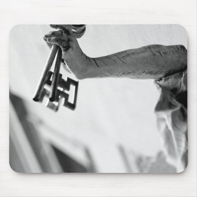 Alfombrilla De Ratón Europa, Austria, Salzburgo. Estatua con llaves 2 (Frente)