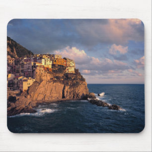 Alfombrilla De Ratón Europa, Italia, Manarola. Los acantilados anidados