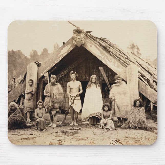 Alfombrilla De Ratón Familia maorí, Nueva Zelanda, c.1880s (impresión (Frente)