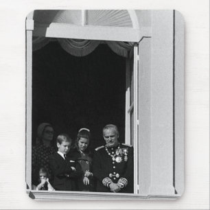 Alfombrilla De Ratón Familia monegasca vintage principesca en balcón de