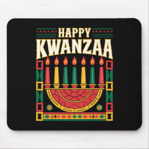 Alfombrilla De Ratón Feliz Kwanzaa - Familia afroamericana coincidiendo