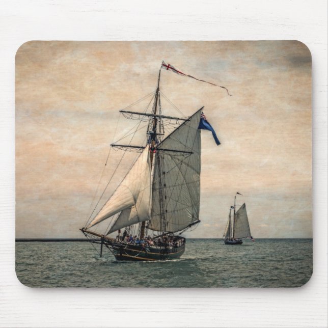 Alfombrilla De Ratón Festival de los Buques Altos, Alterado Digitalment (Frente)