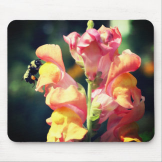 Alfombrilla De Ratón Flor De Snapdragon Y Abeja De Bumble